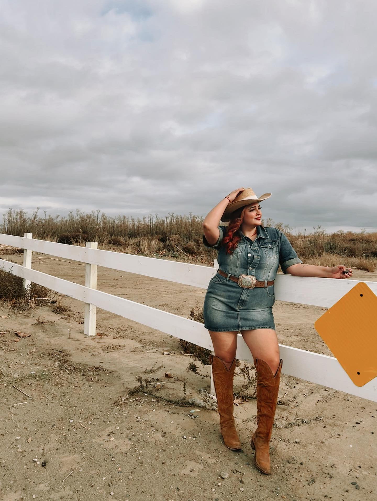 Mambo Lupita High Knee Gamuza Boots