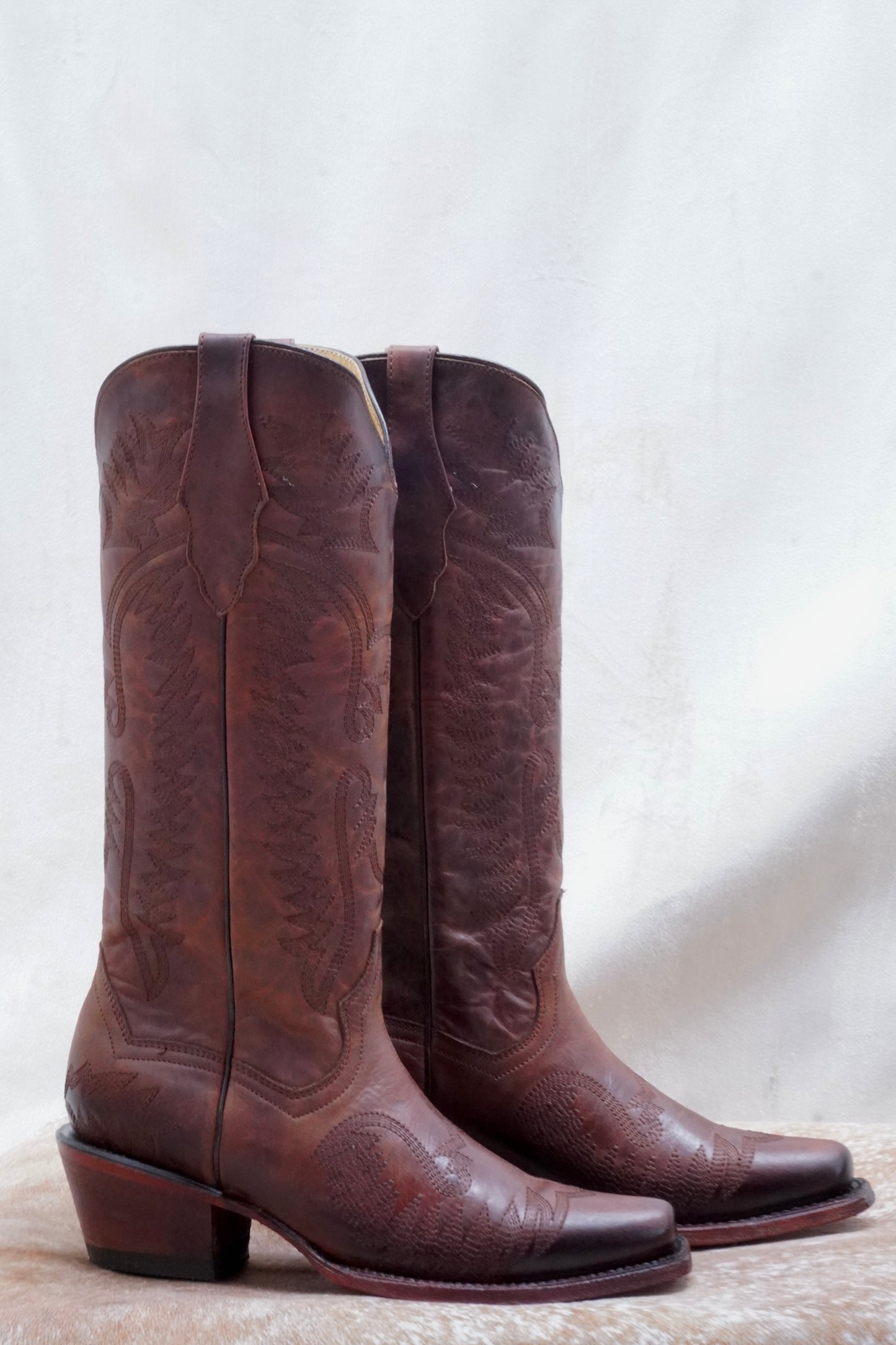 Mid Calf Cruz Boot
