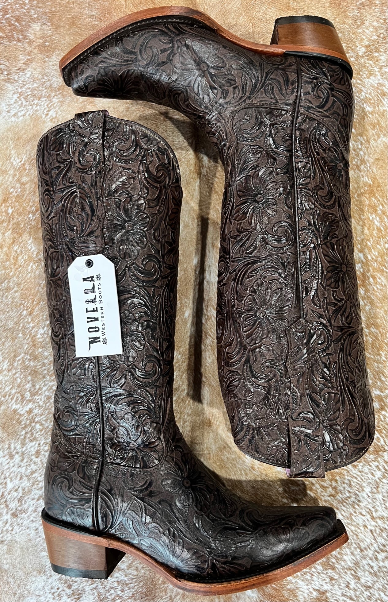 La Delgadina Cincelada Mid Western Boot